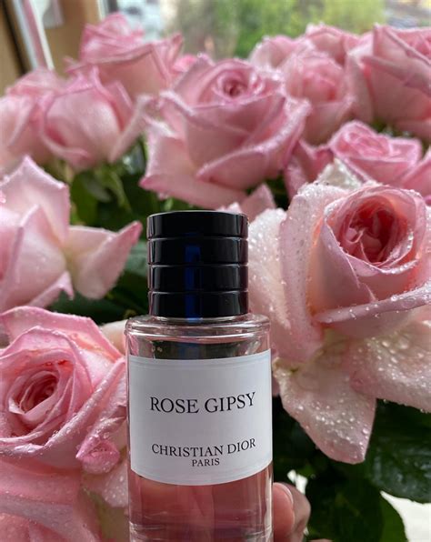 Rose Gipsy Dior perfume 